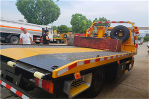 西二旗附近拖车电话号码服务